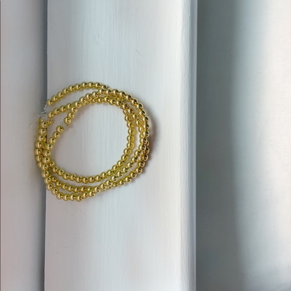 Gold bead bracelet - Picture 2 of 2